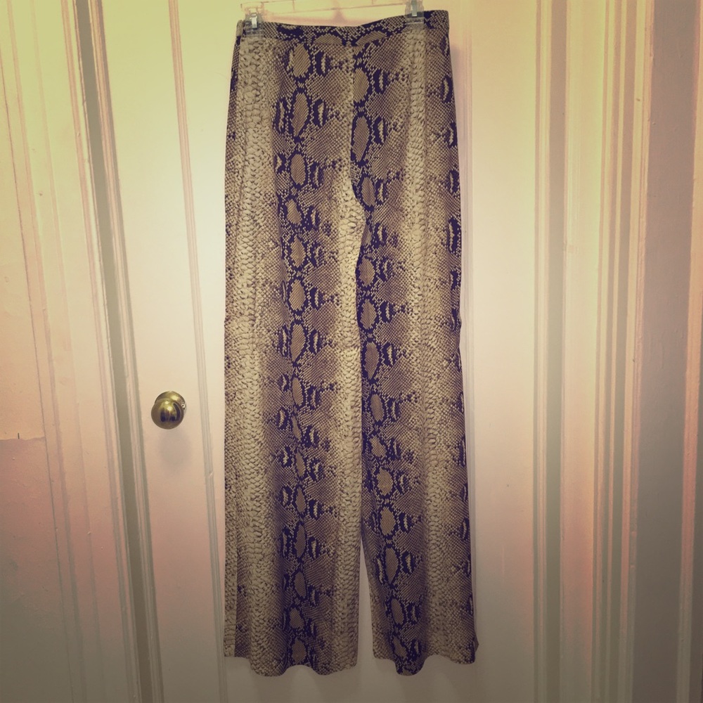 NWT ZARA snake print trousers (small)